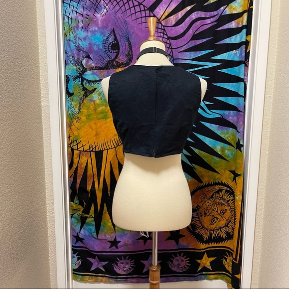 🌈 Lovely cut out crop top - Picture 8 of 11